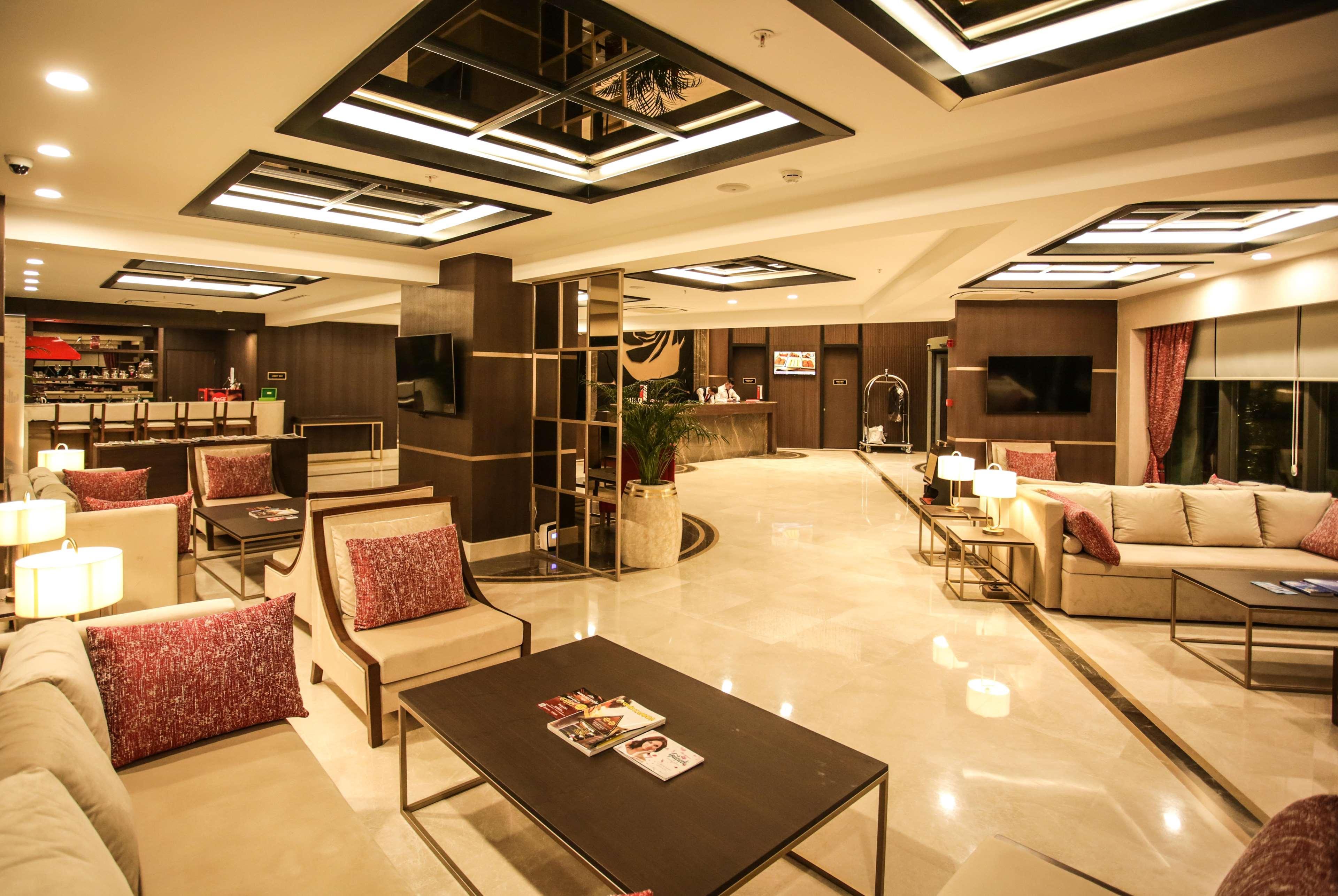 Ramada By Wyndham Isparta Extérieur photo