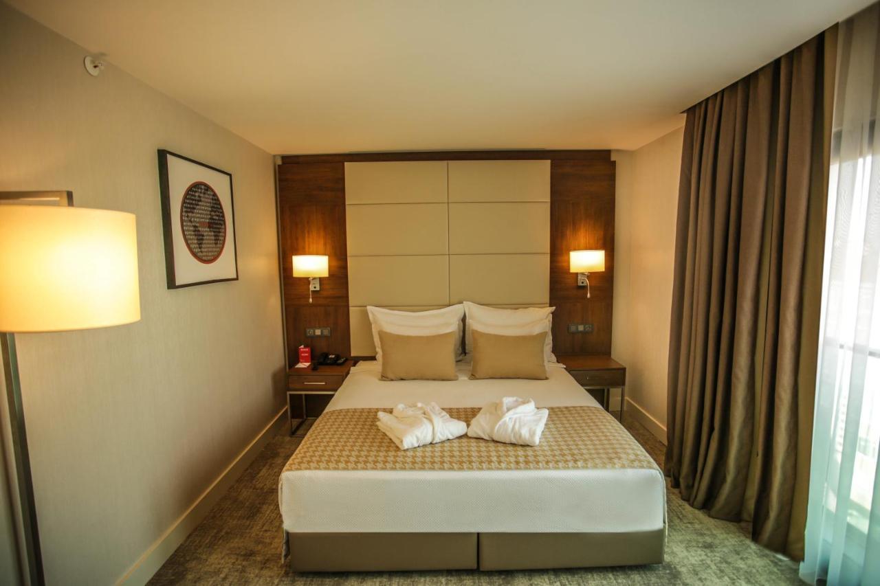 Ramada By Wyndham Isparta Extérieur photo